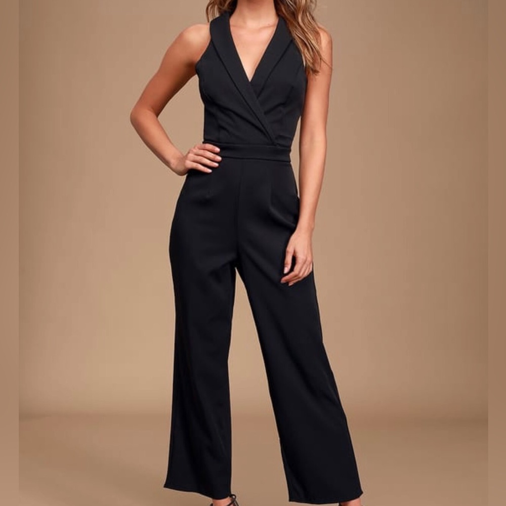 Lulus black sleeveless jumpsuit